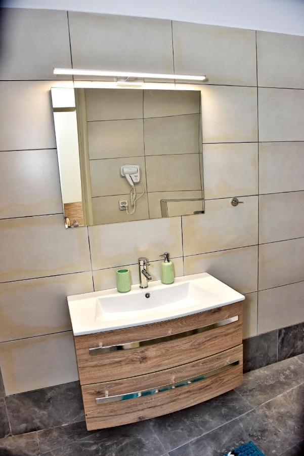 דירות Rhodes City Ferenikis House מראה חיצוני תמונה